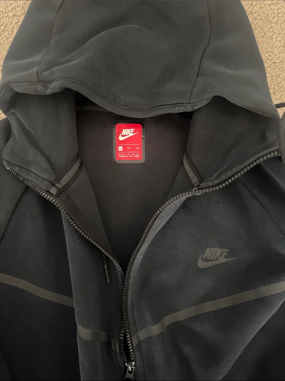 Nike Men’s Black Full-Zip Hooded Sweatshirt
